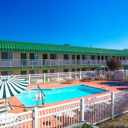 University Inn Φρέσνο Εξωτερικό φωτογραφία