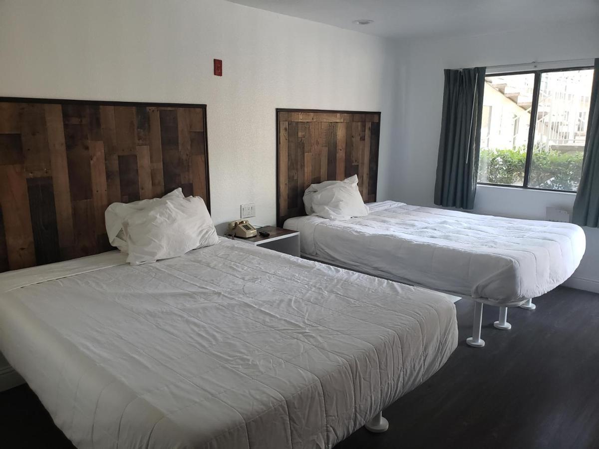 University Inn Φρέσνο Εξωτερικό φωτογραφία